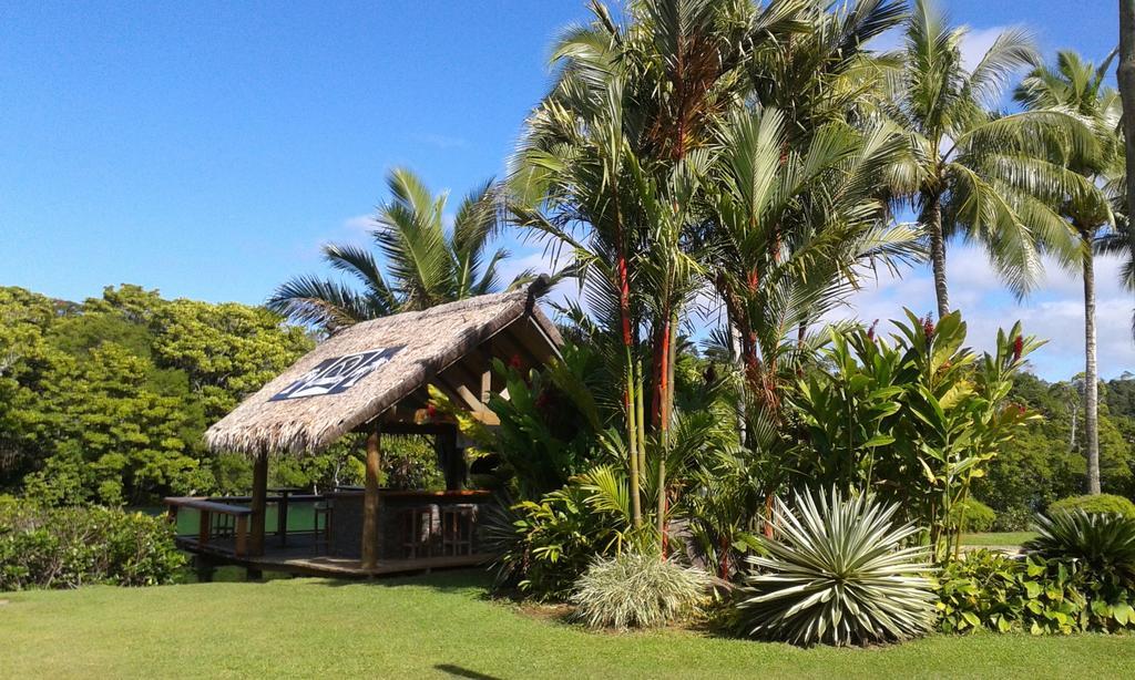 Club Oceanus Resort Pacific Harbour Bagian luar foto
